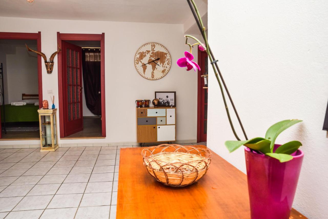 Casa Particular - Casa Vacanze - By Faendho Porto Torres Exterior photo