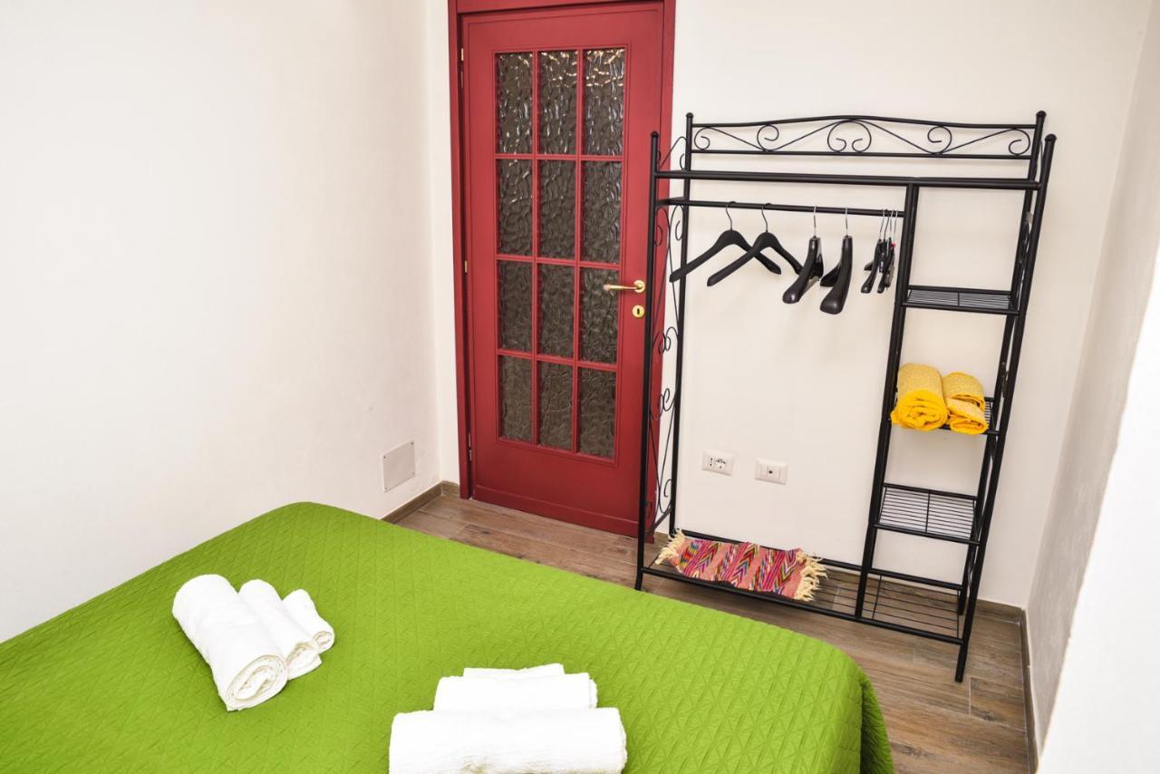 Casa Particular - Casa Vacanze - By Faendho Porto Torres Exterior photo
